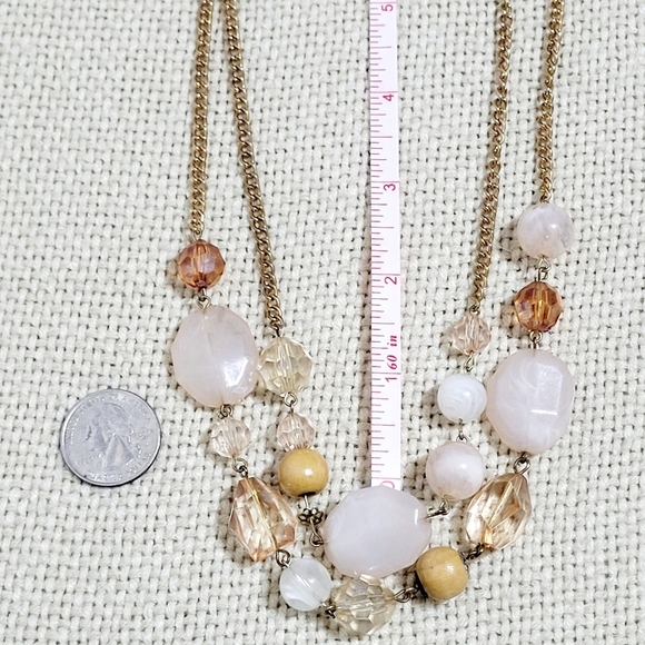 Pink & White Quartz and Alabaster Beaded Necklace - Picture 5 of 7